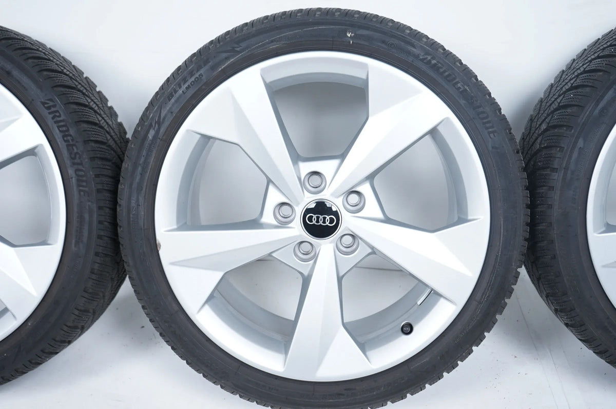 Audi A3 8Y Winterreifen Winterräder 225 40 18 Zoll 8Y0601025j Detailansicht 5