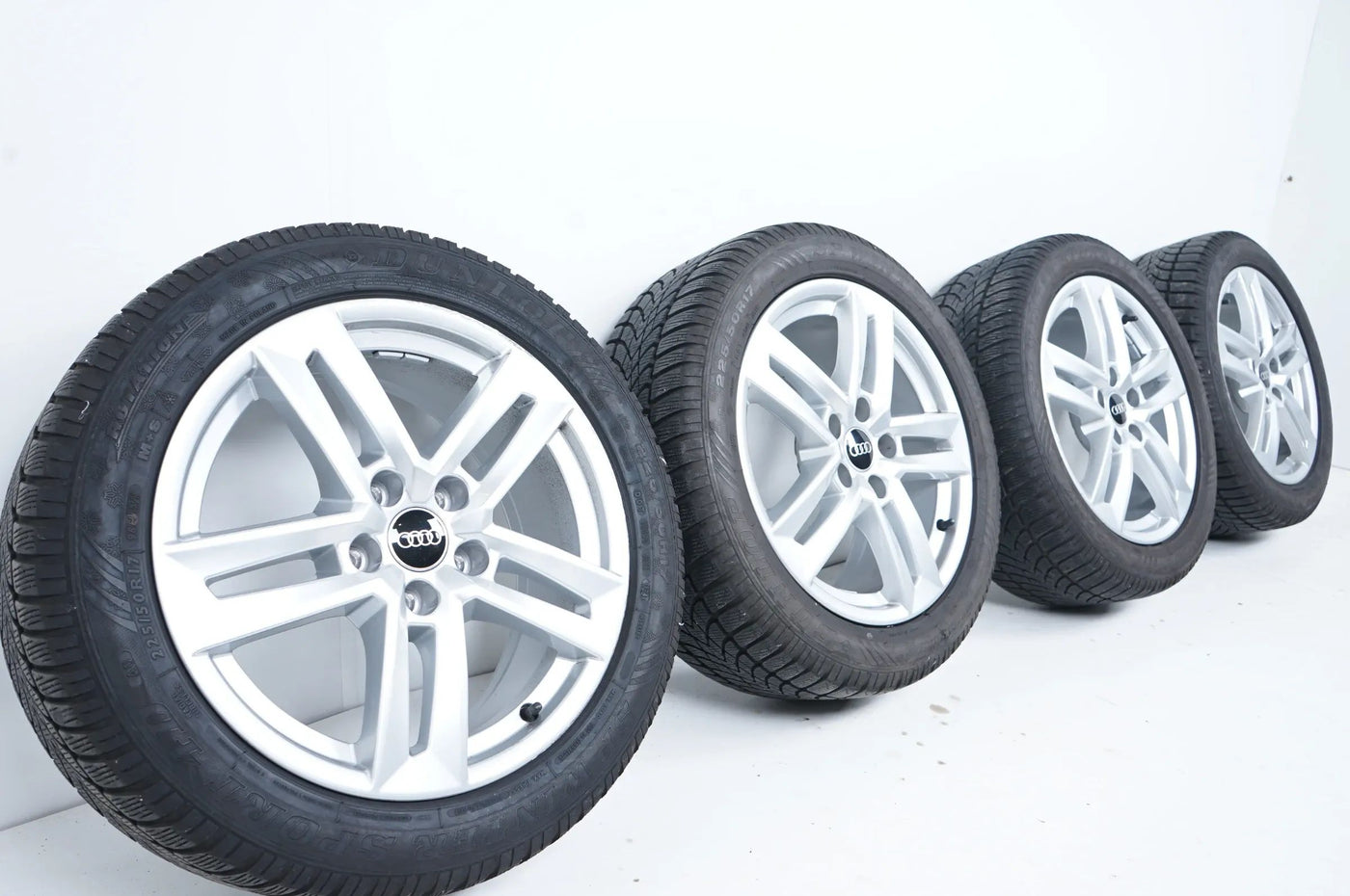 Audi A4 8W B9 Winterräder Winterreifen 225 50 17 Zoll 8W0601025P