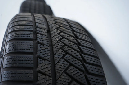 Pneus/jantes hiver 225/50/17 pouces pour Mercedes Classe C W205