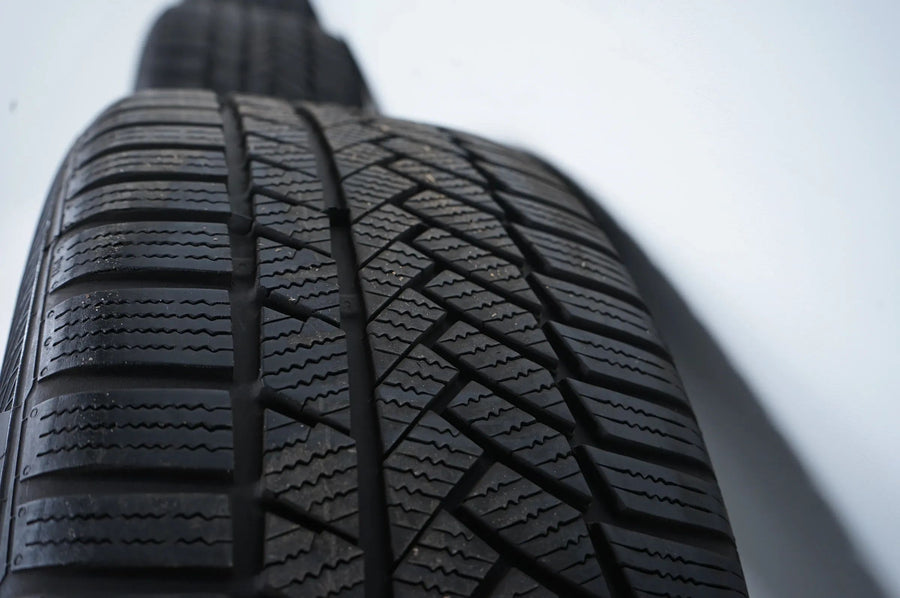 Pneus/jantes hiver 225/50/17 pouces pour Mercedes Classe C W205