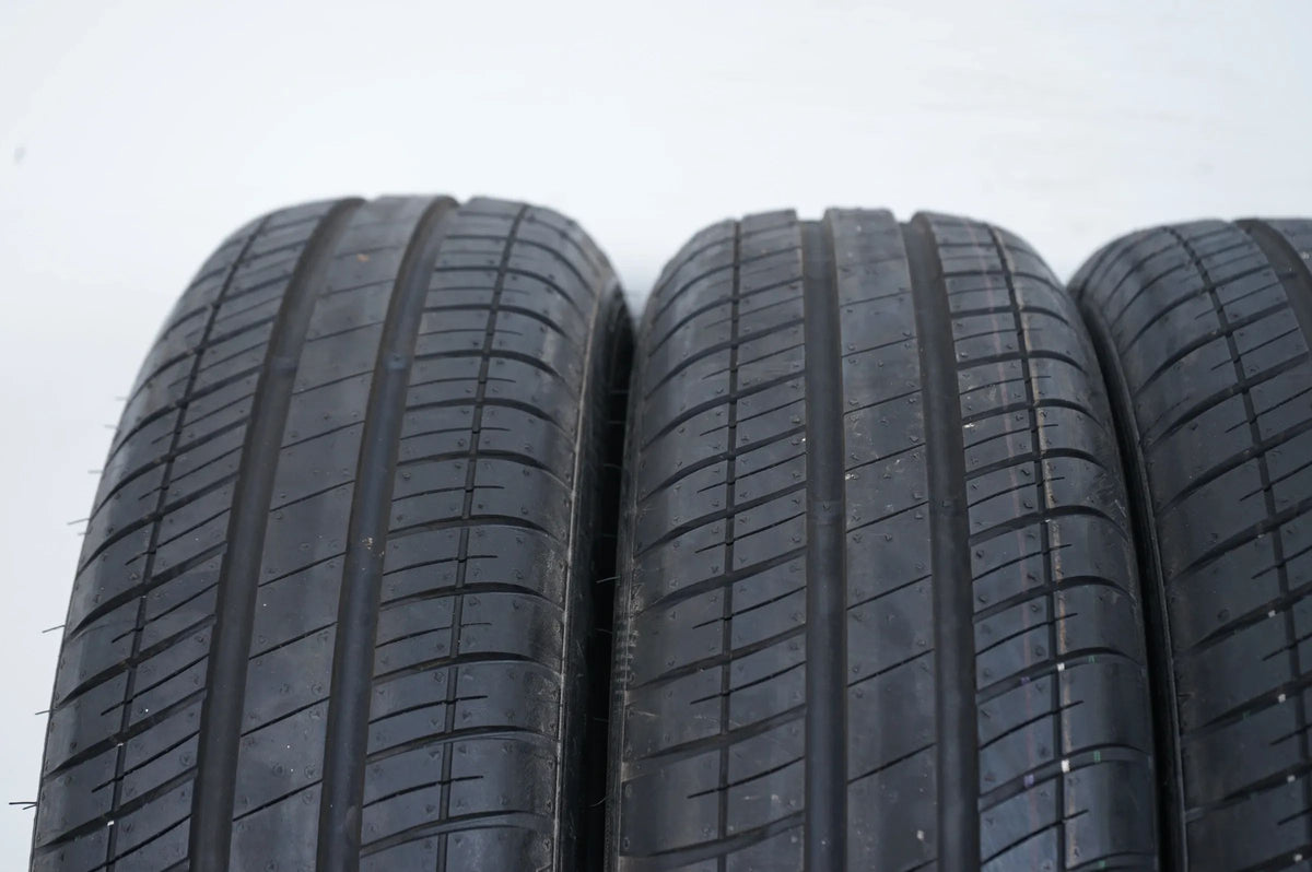 4x pneus d'été Goodyear Compact 165 65 15 pouces DOT22 env. 7 mm Vue détaillée 4