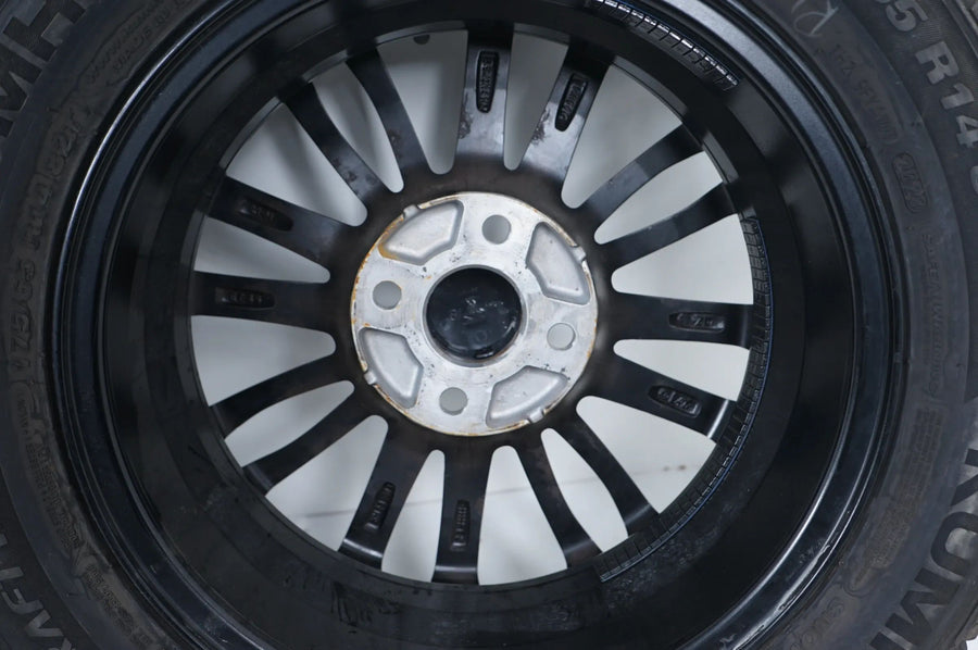KIA inconnu roues d'hiver pneus d'hiver 175 65 14 pouces 4 trous