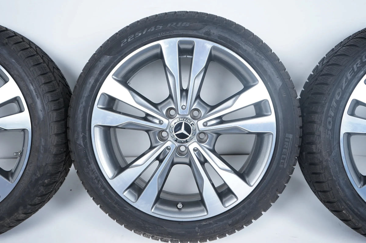Original Mercedes C-Klasse W205 S205 18 Zoll Alufelgen Winterreifen A2054012802 Detailansicht 4