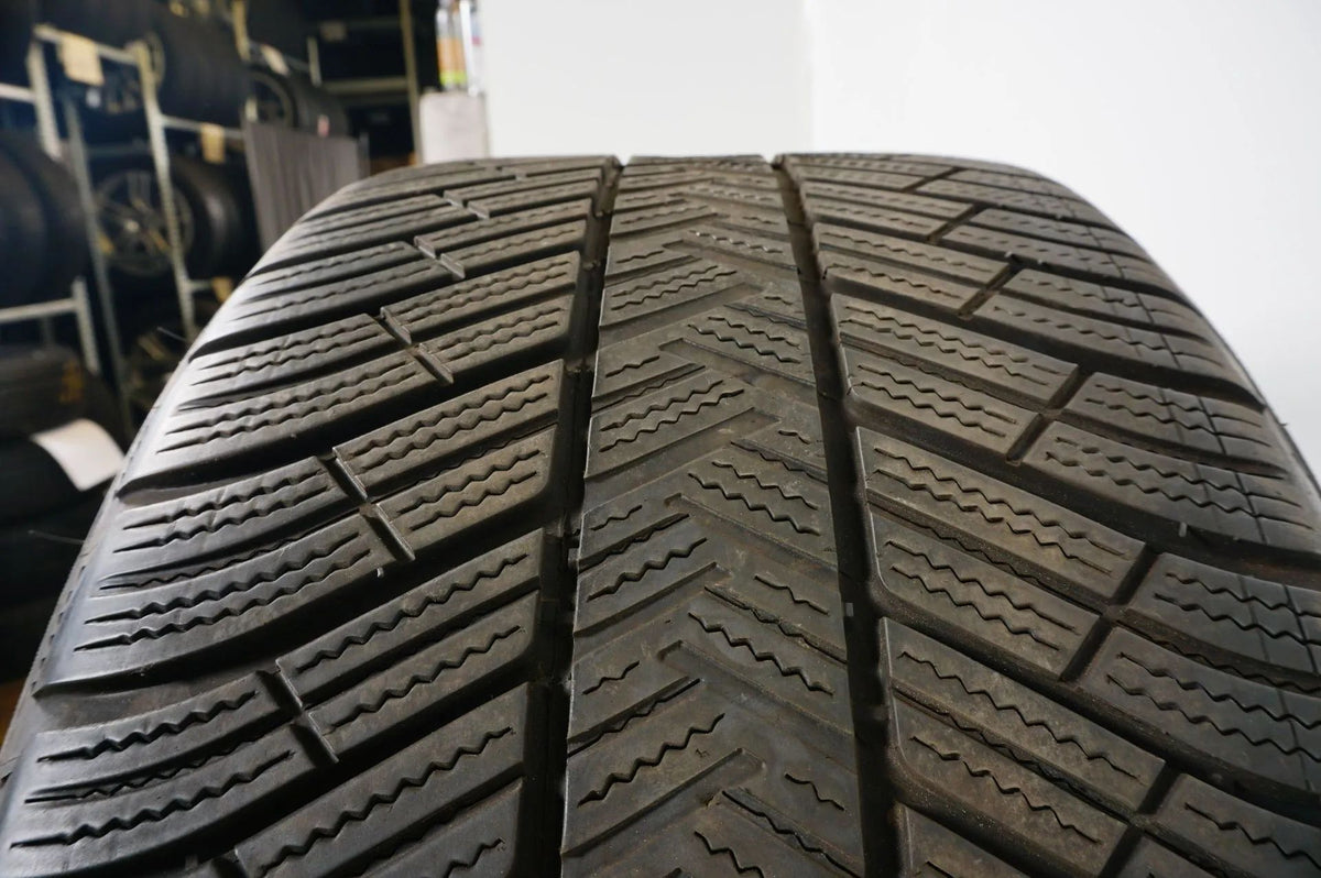 2x winter tires 265 40 19 inch Michelin Pilot approx. 5.5 - 6 mm MO Detailansicht 5