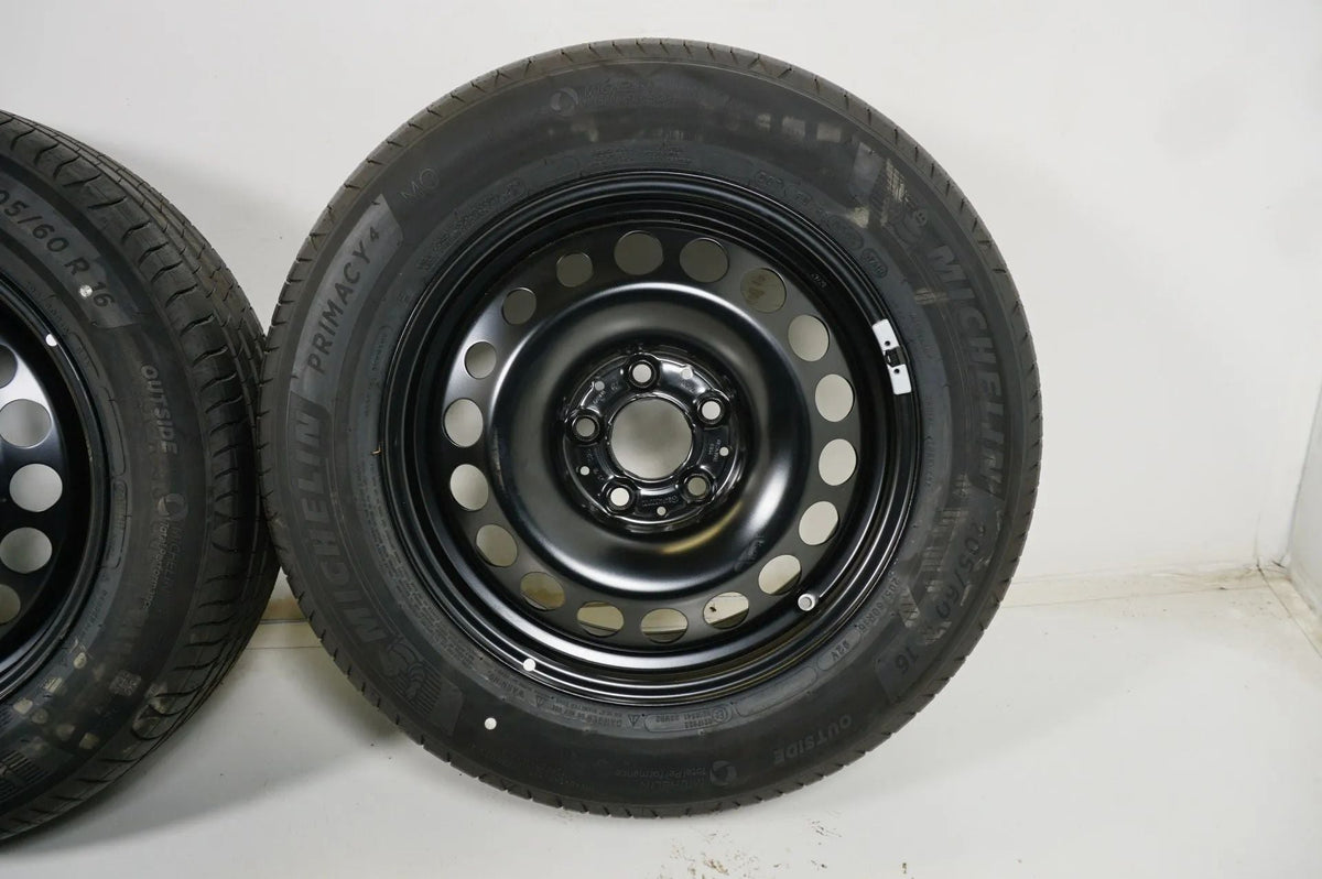 NEU Mercedes A B Klasse W177 W247 Winterräder mit neuen Winterreifen 205 60 16 Zoll