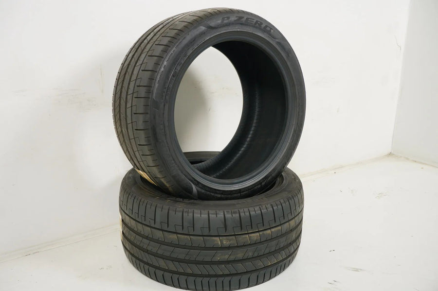 2x Summer tires 285 40 19 inch approx. 6 mm Pirelli P Zero DOT18 MO