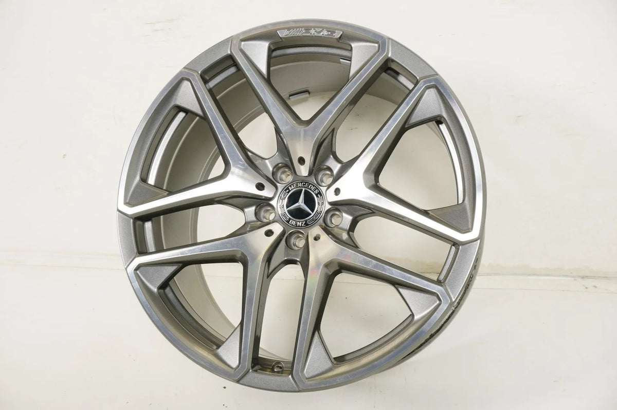 Hliníkový disk Mercedes GLC 63 AMG W253 X253 20 palců A2534013700 10J Detailní zobrazení 4