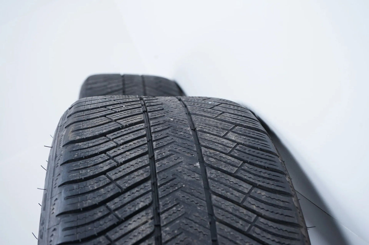 Mercedes E63 AMG W213 Winterreifen Winterräder 265 40 19 Zoll Detailansicht 19