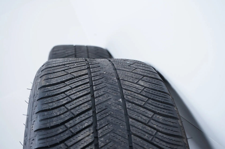 Mercedes E63 AMG W213 Winterreifen Winterräder 265 40 19 Zoll
