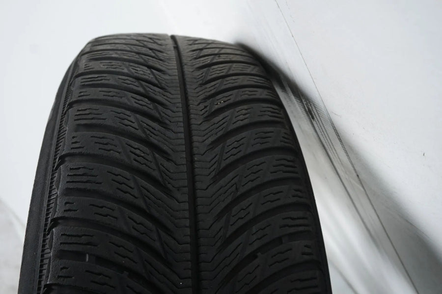 Mercedes GLA GLB H247 X247 Allwetterräder mit neuen Allwetterreifen 215 65 17 Zoll