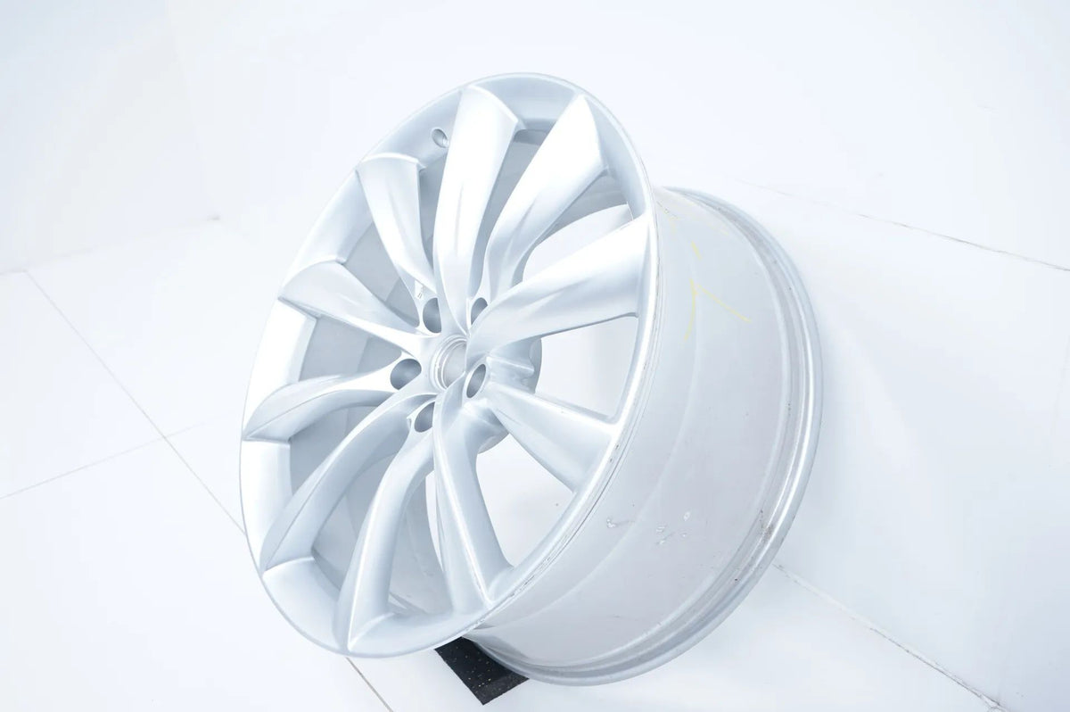 1 x Original Tesla Model X Alloy Wheel 22 Inch 1027247-XX-C 10J ET35 Detailansicht 4