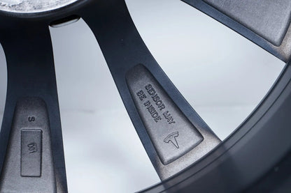 Tesla Model 3 summer tires, summer wheels 235/35/20 inch