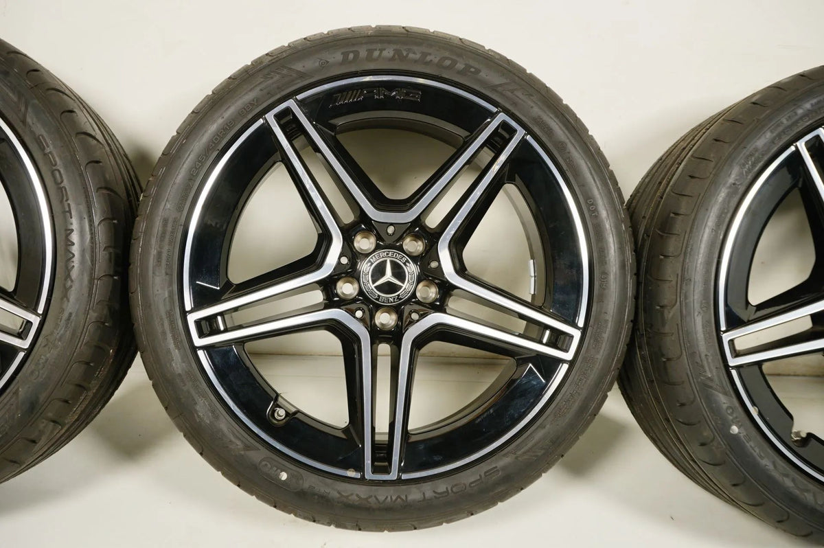 Mercedes CLS W257 AMG Alloy Wheels Summer Tires 245 40 275 35 R 19 Inch Detailansicht 4