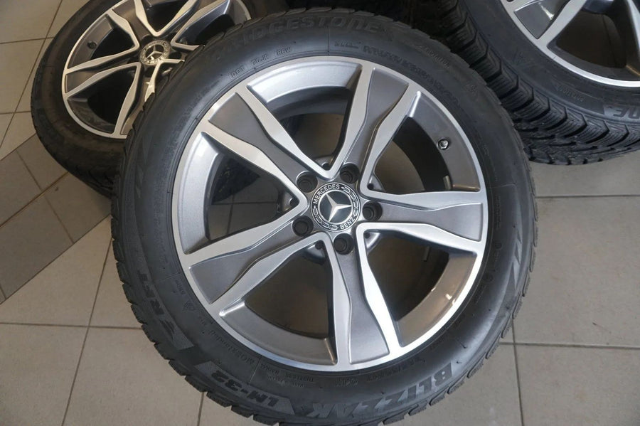 Jantes aluminium d'origine Mercedes Classe C W205 Roues hiver Pneus hiver 225 50 R17
