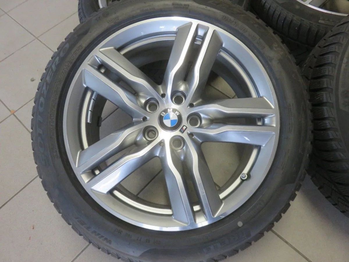 Original BMW X1 F48 X2 F39 18 Zoll Alufelgen M570 Winterreifen Detailansicht 4