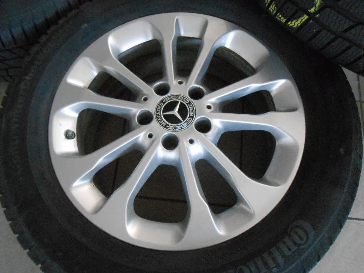 Original Mercedes GLA X156W156 Alufelgen Winterräder Winterreifen 215 60 R17 7mm Detailansicht 4