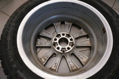 Roues d'hiver d'origine Mercedes Classe C W205 S205 Pneus d'hiver 225 50 R17 6mm RFT