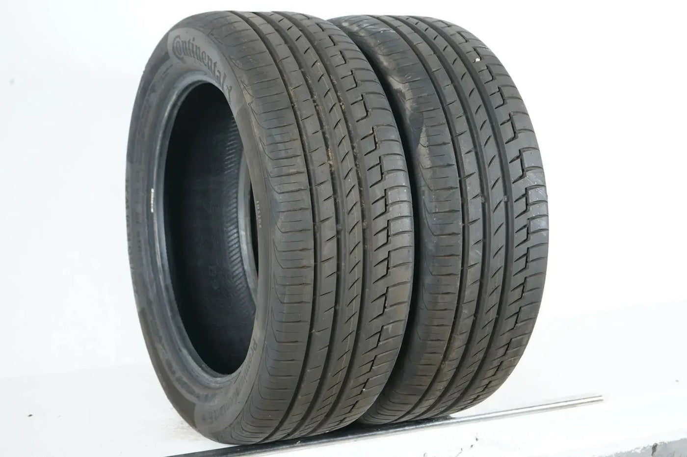 2 pneus d'été Continental 225 50 18 pouces DOT24 env. 6mm Bmw*