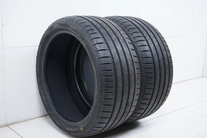 2 pneus été de démonstration Bridgestone 285/35/20 pouces DOT23 MO