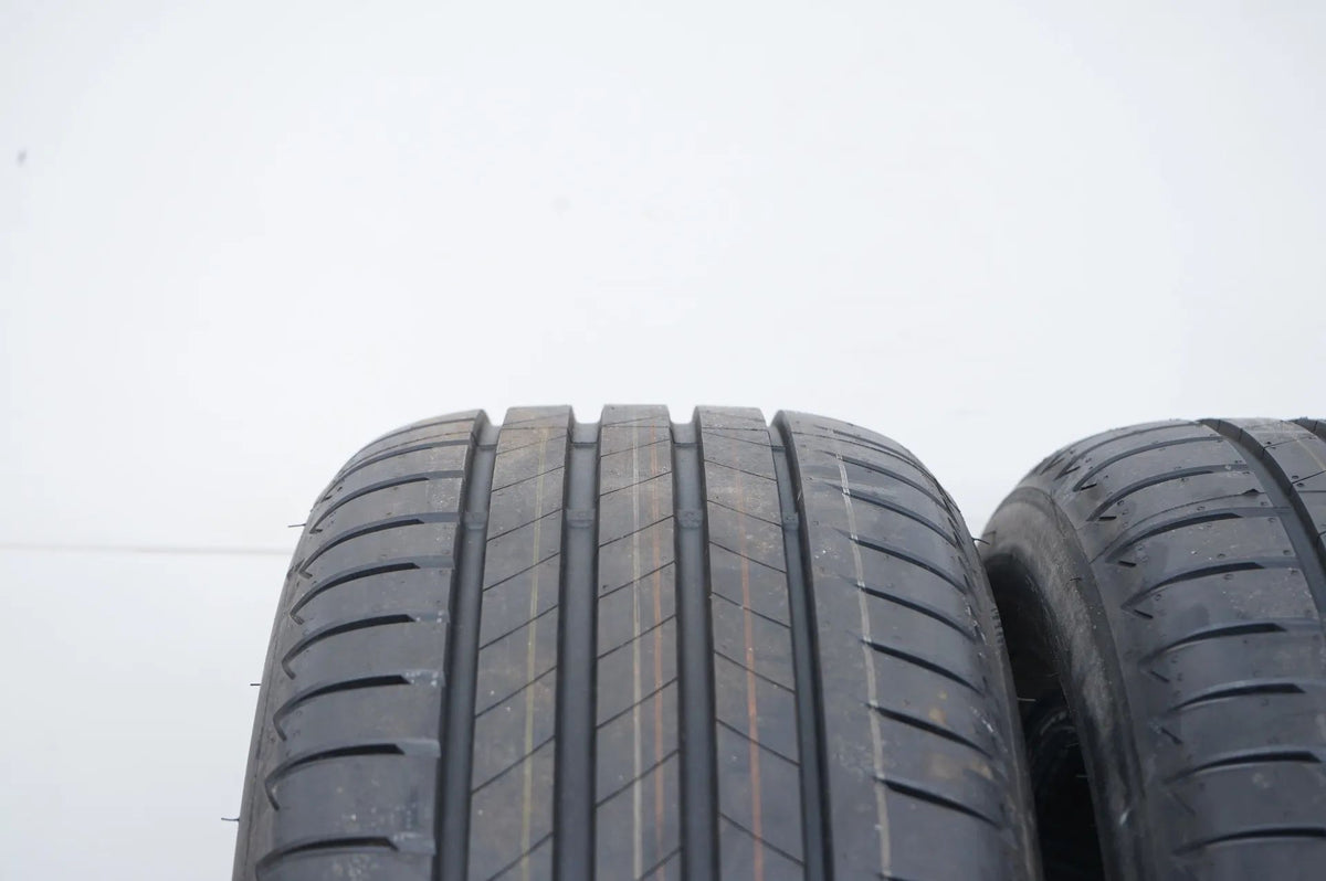 2 x DEMO summer tires Bridgestone 235 55 18 inch DOT23 MO Detailansicht 4