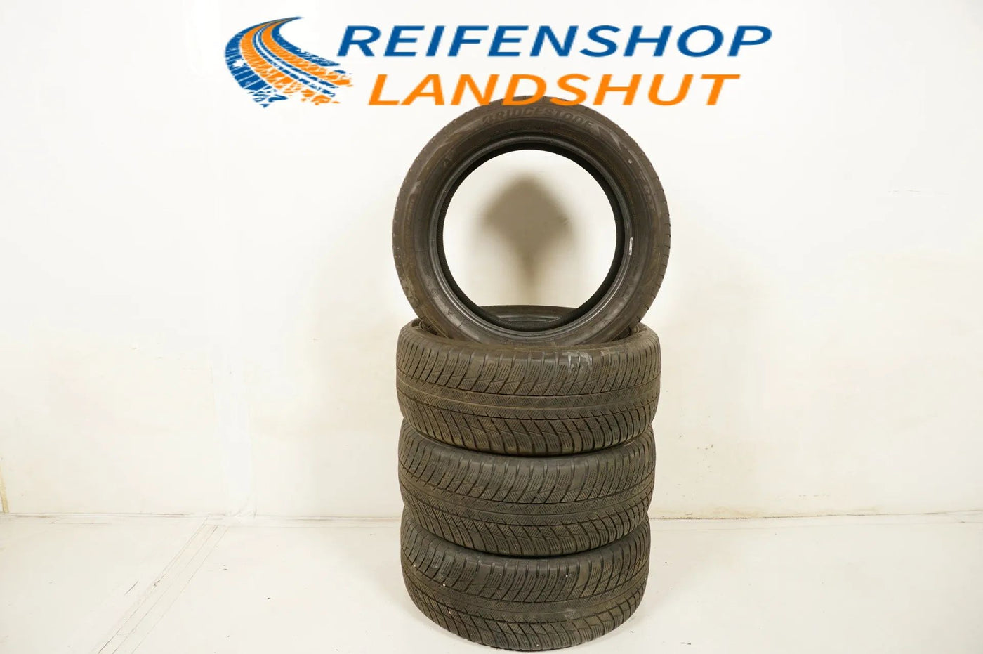 4 x Bridgestone winter tires 245/50 R19 inch DOT18 BMW* approx. 4mm tread depth RFT