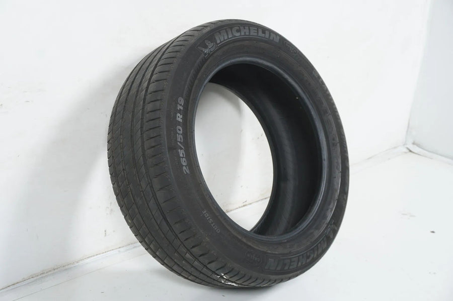 1 x Sommerreifen 265 50 19 Zoll Michelin BMW* DOT18 RFT ca. 5mm
