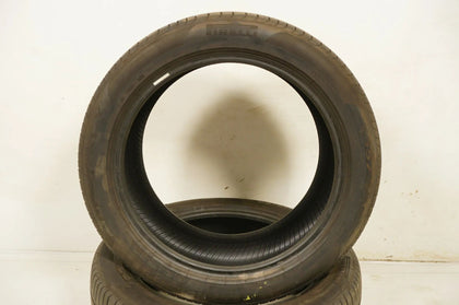 2 pneus été Pirelli DOT22 255/45/19 pouces, profondeur de sculpture d'environ 5 mm