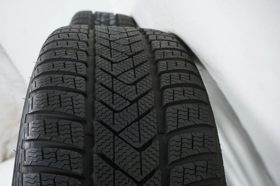 Like new Tesla Model 3 winter wheels 235/35/20 inch with sensors (valid until 2020)