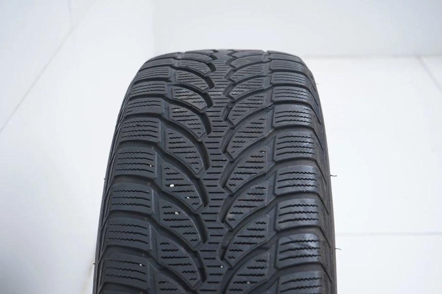 1x Winter tire 205 60 16 inch Bridgestone approx. 4 mm tread depth DOT17 MO