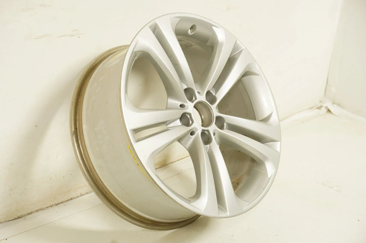 1 x BMW řady 3 řady 4 F30 F31 F32 F36 hliníkový disk 19 palců 401 6796256 8J Detailní zobrazení 3