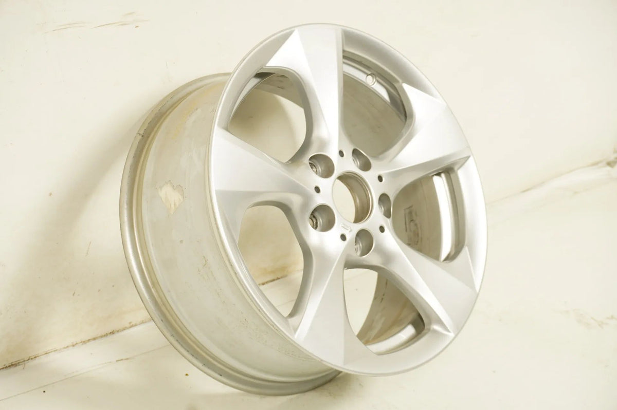 1 x BMW 1 Series E81 E82 E87 E88 Alloy Wheel 17 Inch 370 6797517 Detail view 3