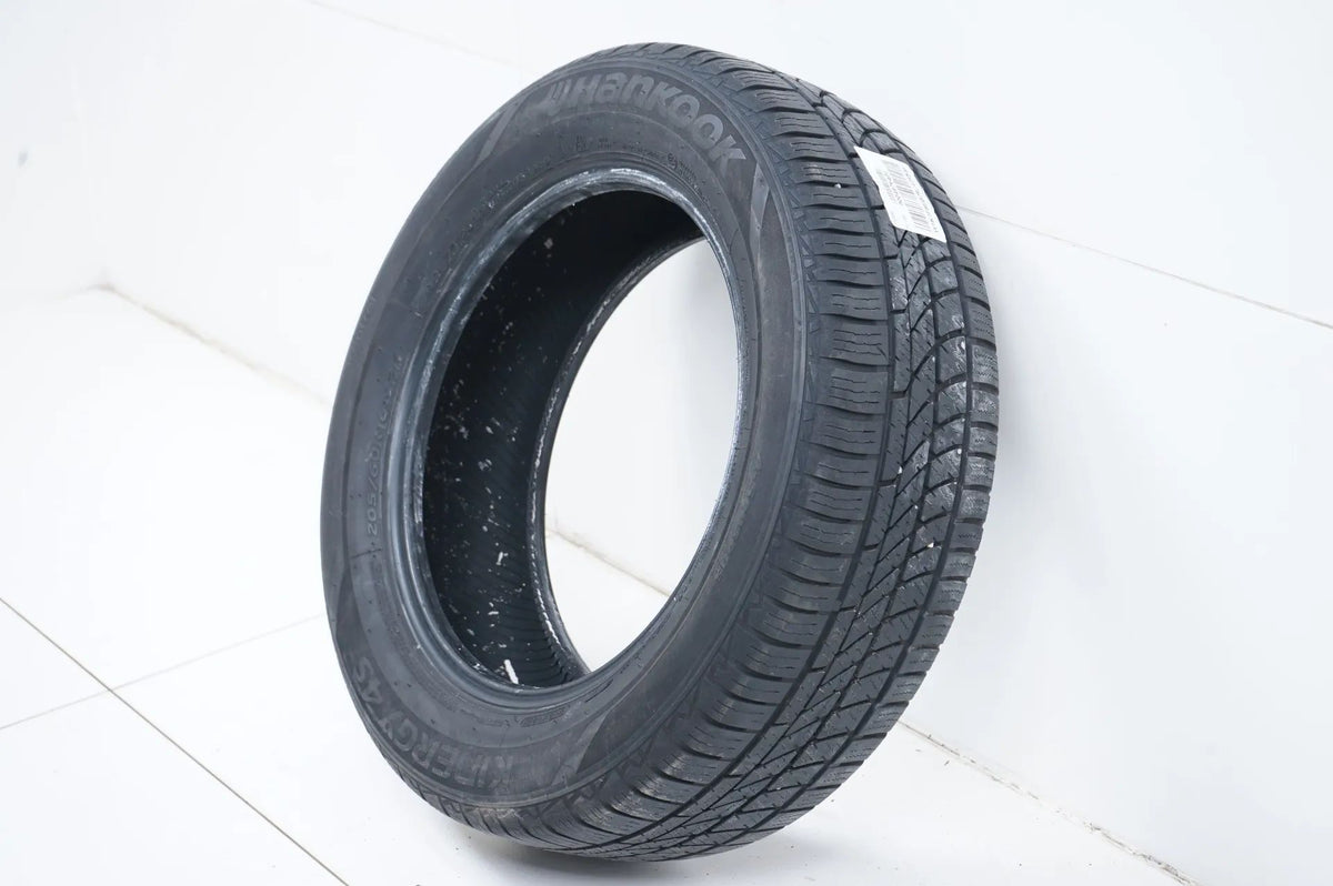 1x All-weather tire 205 60 16 inch Hankook approx. 4 mm DOT21 Detail view 5