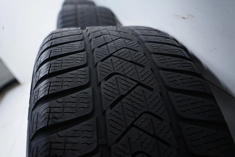 Pneus/jantes hiver 225/45/18 pouces pour Mercedes Classe C W206