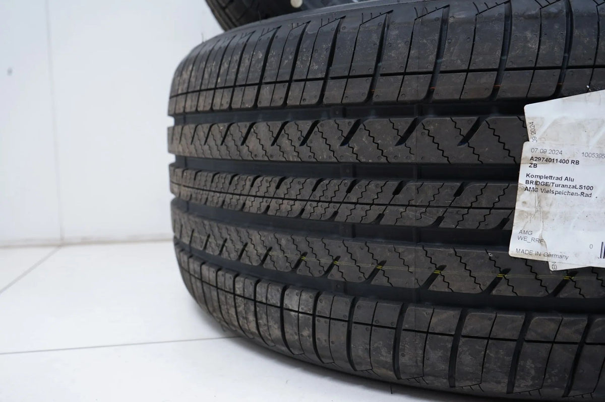 2x DEMO summer tires 265 40 21 inch Bridgestone DOT24 RFT MO Detail view 6