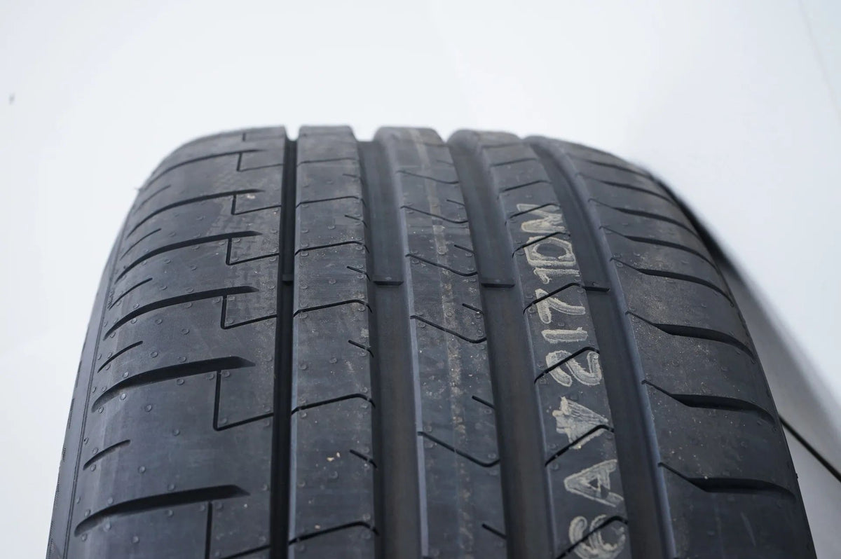 New Mercedes AMG GT W290 summer wheels, summer tires, 19 inch Detailansicht 14