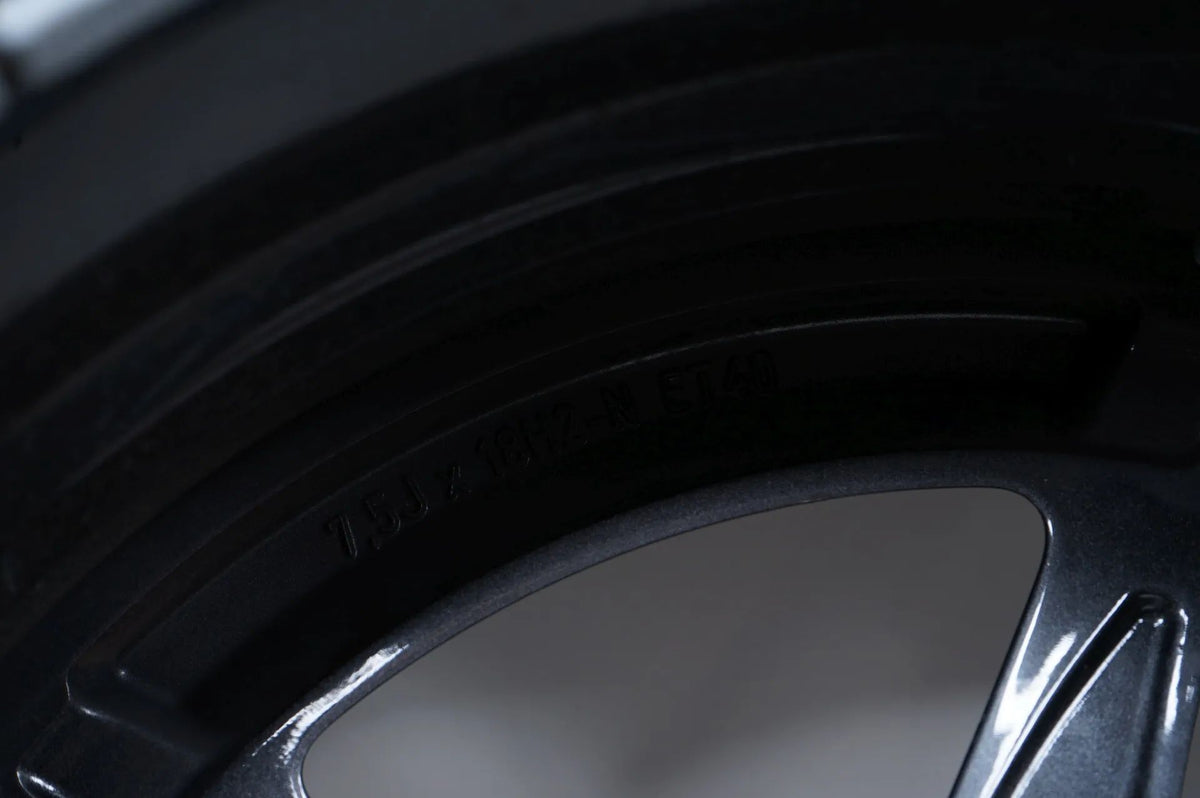 Mercedes C Class W206 summer tires, summer wheels AMG 18 inch Detailansicht 17
