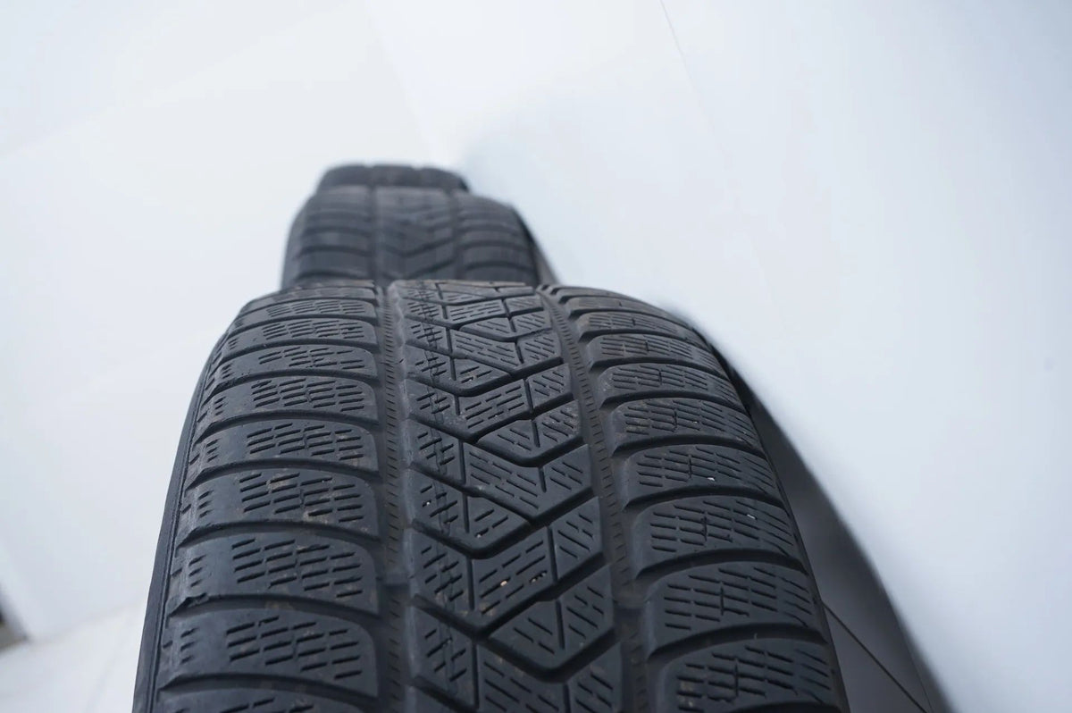Roues tout-terrain hiver Mercedes Classe E S213 245/45/19 pouces Detailansicht 14