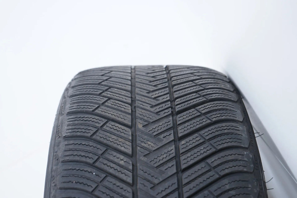 Mercedes E63 AMG W213 Winterreifen Winterräder 265 40 19 Zoll Detailansicht 11