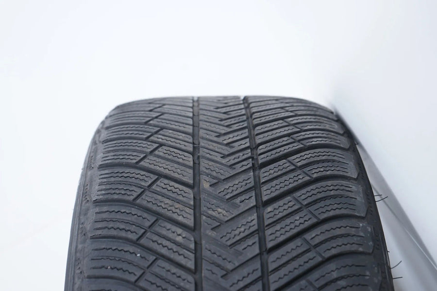 Mercedes E63 AMG W213 Winterreifen Winterräder 265 40 19 Zoll