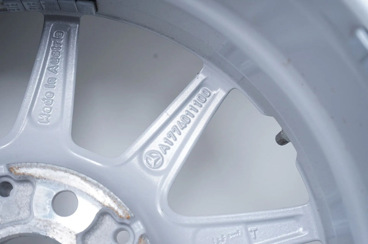 Roues et pneus hiver 16 pouces pour Mercedes Classe AB W177 W247 Vue détaillée 17