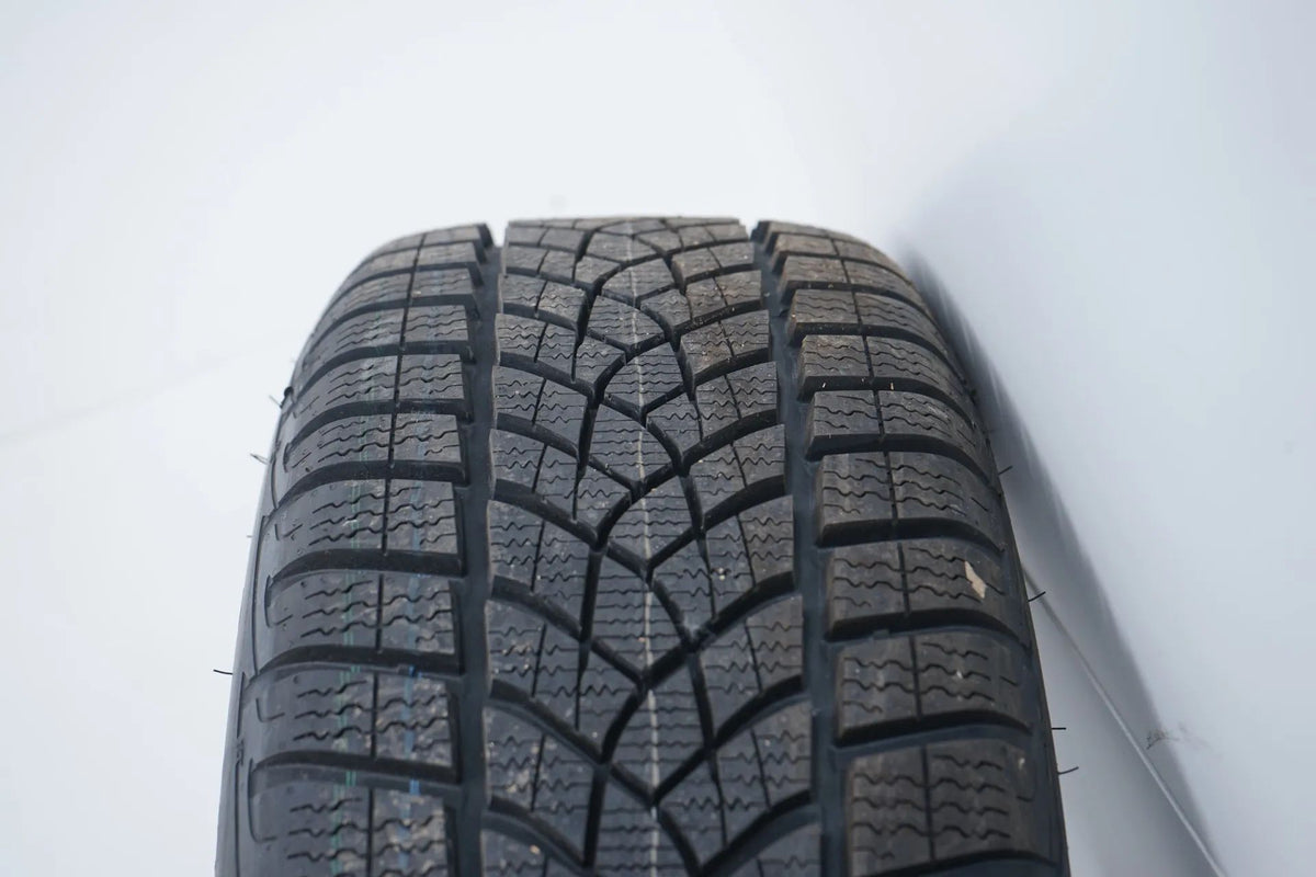 New BMW 3 Series G20 G21 winter tires/wheels 205/60 R16 inch Detailansicht 9