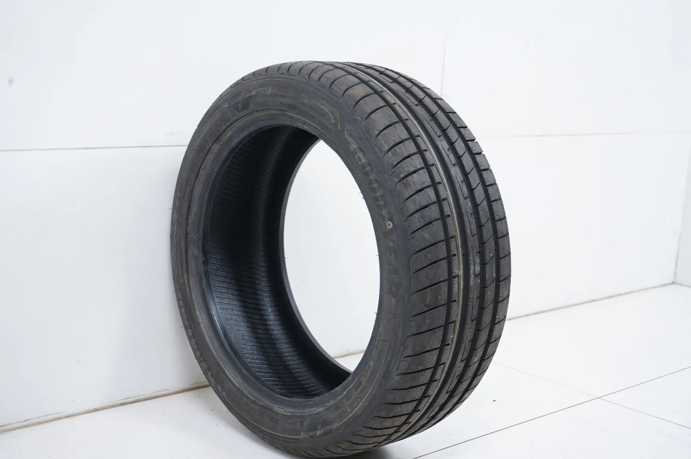 1x DEMO summer tire Goodyear 245 45 18 inch DOT23 BMW* MO