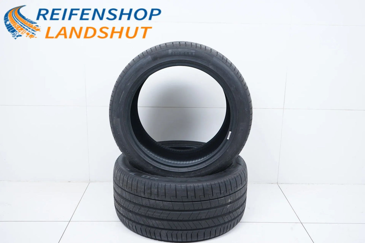 2x New Demo Summer Tires 285 40 19 inch Pirelli P Zero DOT23 MO