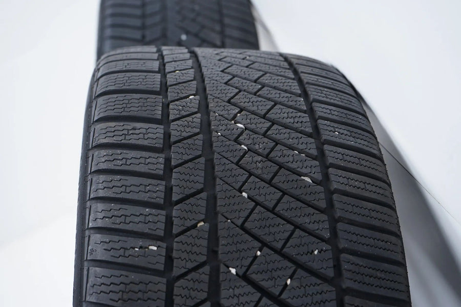 BMW Z4 G29 winter tires/wheels 255/40/18 inch M798