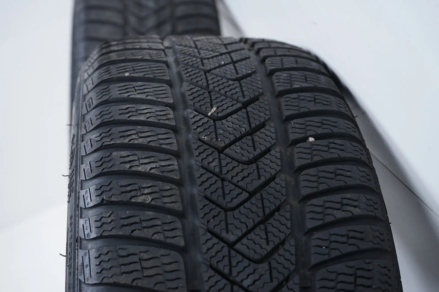 Mercedes CLS Class W257 winter tires/wheels 245/40/19 inch