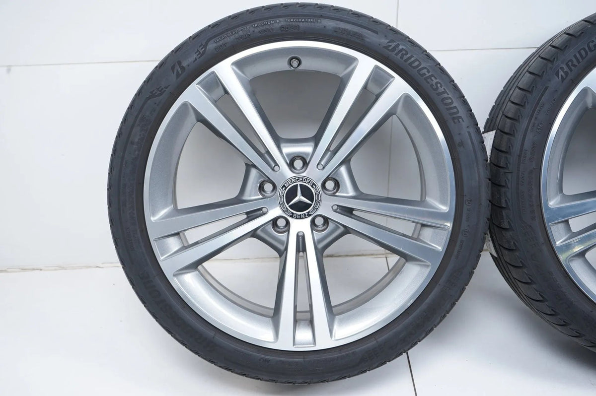 Mercedes A B Klasse W177 C118 B247 Winterräder mit neuen Winterreifen 225 40 19 Zoll