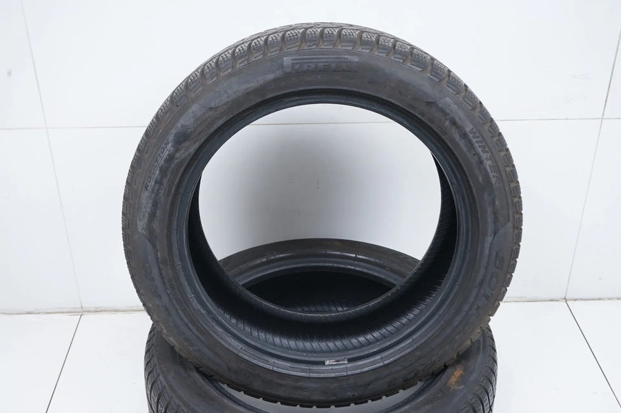 2 x Winter tires 215 55 18 inch Pirelli approx. 5 mm tread depth DOT15 MO