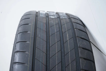 Neu Mercedes E Klasse All Terrain W214 Winterräder mit neuen Winterreifen 255 45 19 Zoll
