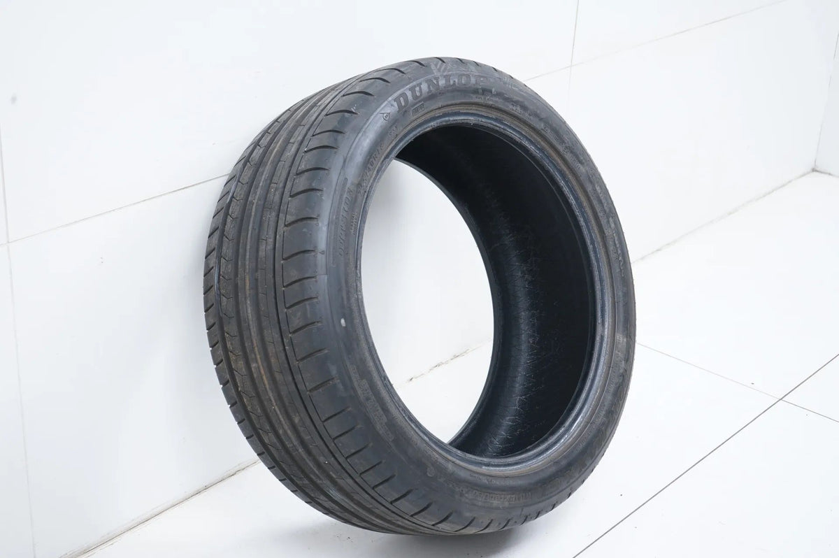 1x Dunlop summer tire 255 40 18 inch DOT13 MO approx. 6mm tread depth Detail view 3