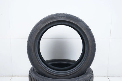 2x Winter tires 275 40 18 inch Pirelli approx. 4 mm tread depth DOT20 MO